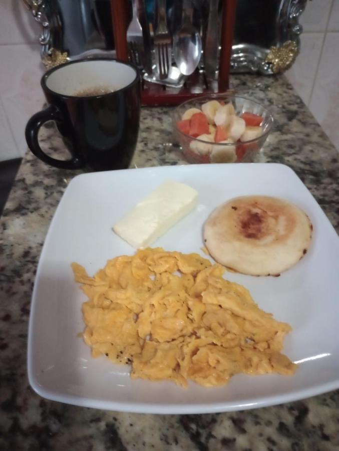 Noras Homestay Laureles ميديلين المظهر الخارجي الصورة